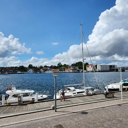 Apartment Grannys House - View Of The Harbour - Ground Floor